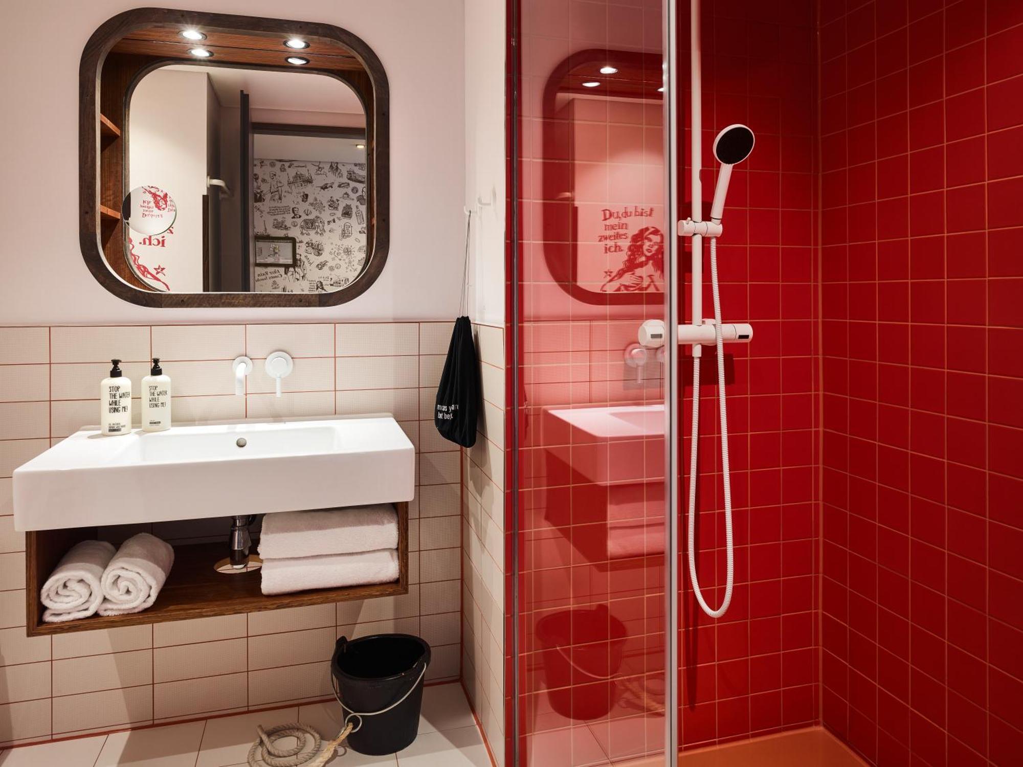 25Hours Hotel Hamburg Hafencity Room photo